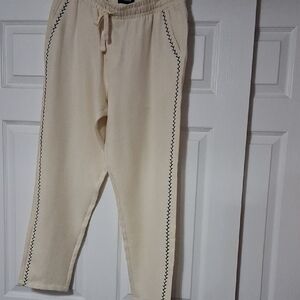 Malibu  Cream Textured Joggers Large $14.